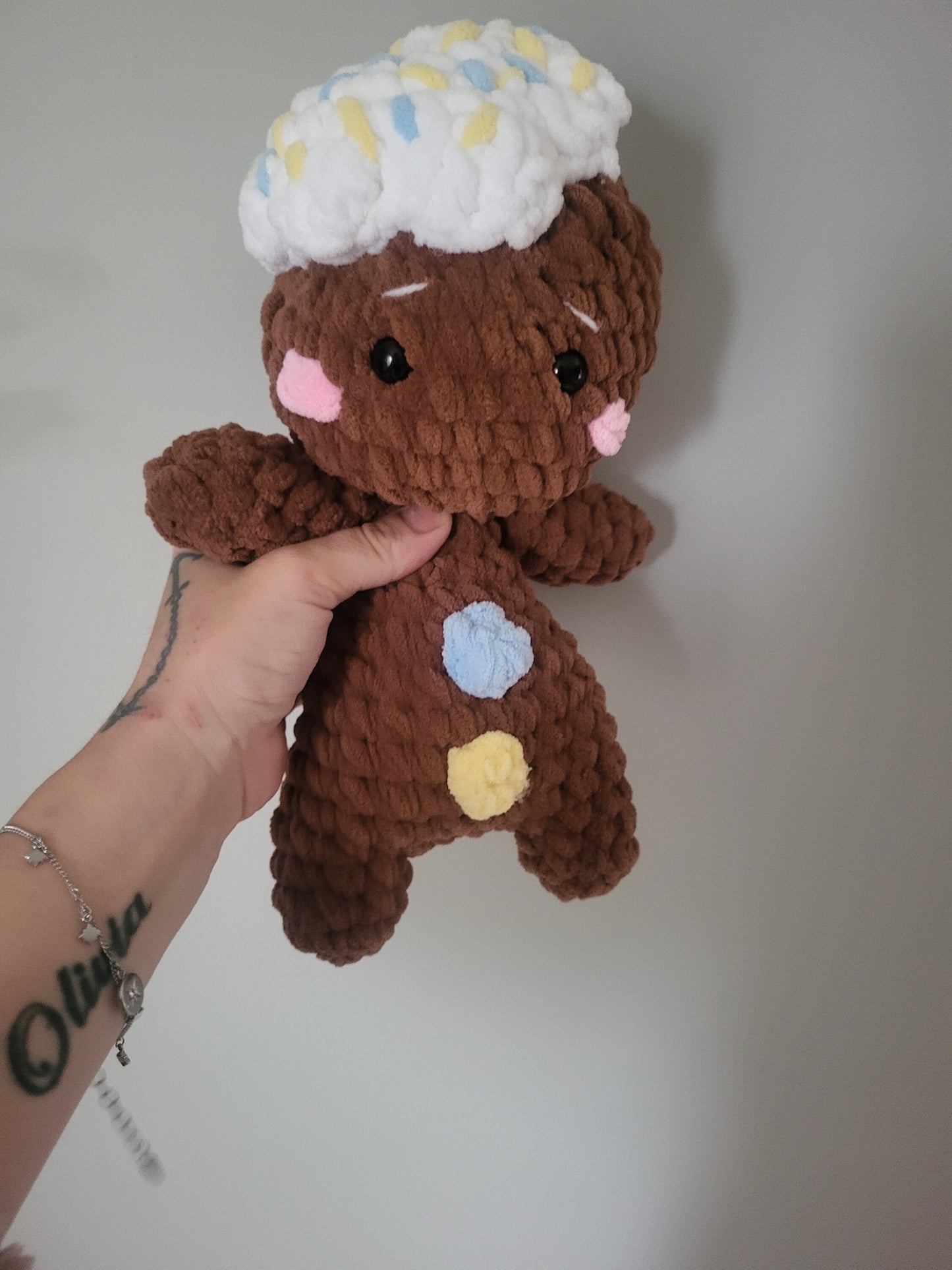 Christmas gingerbread man plushie soft toy